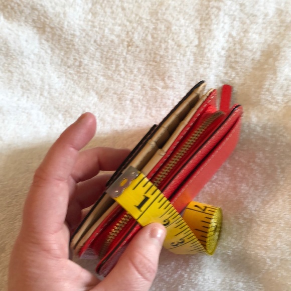 Kate Spade wallet - Picture 3 of 8